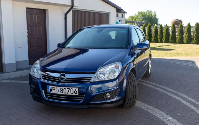 Opel Astra cena 14700 przebieg: 210000, rok produkcji 2008 z Łomża małe 211